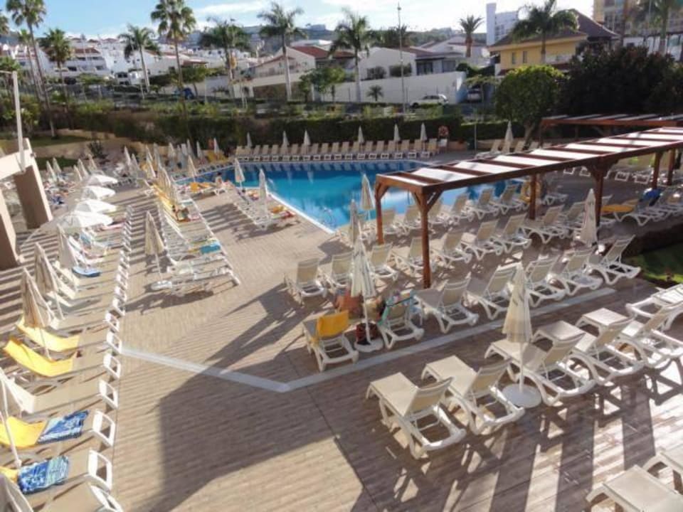 Pool Iberostar Waves Bouganville Playa