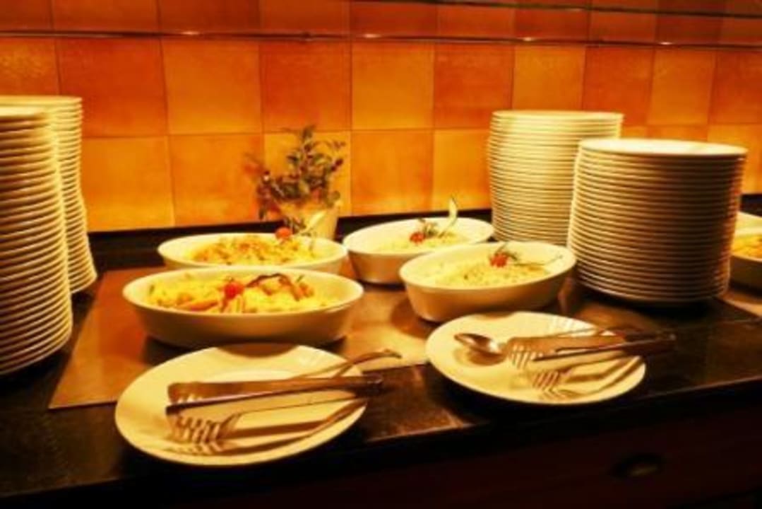 Abendbuffet DORMERO Hotel Bonn - Windhagen