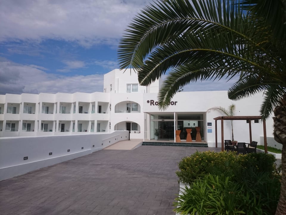 Haupteingang Grupotel Rocador