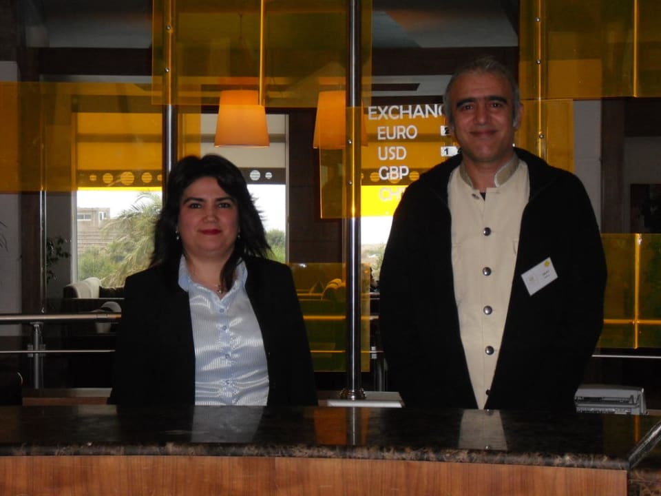 Empfangchef mit Ayse Saturn Palace Resort Hotel