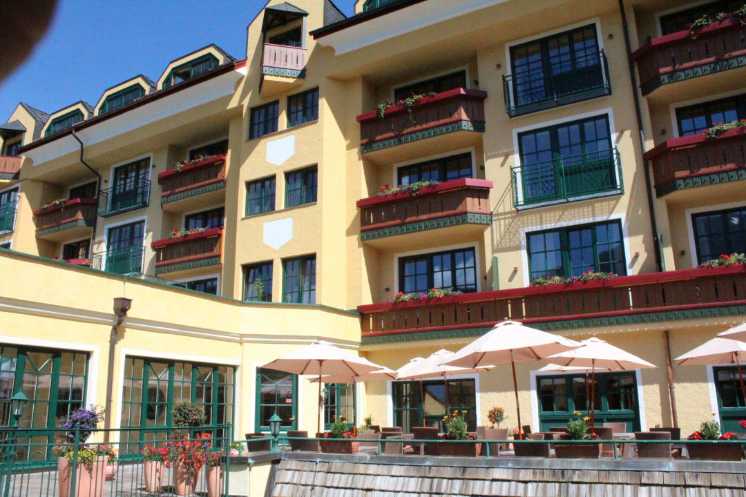 Blick vom Garten auf das Hotel Wellnesshotel Eggerwirt