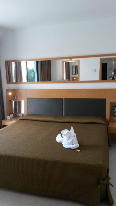 Schlafzimmer R2 Romantic Fantasia Suites - Adults only