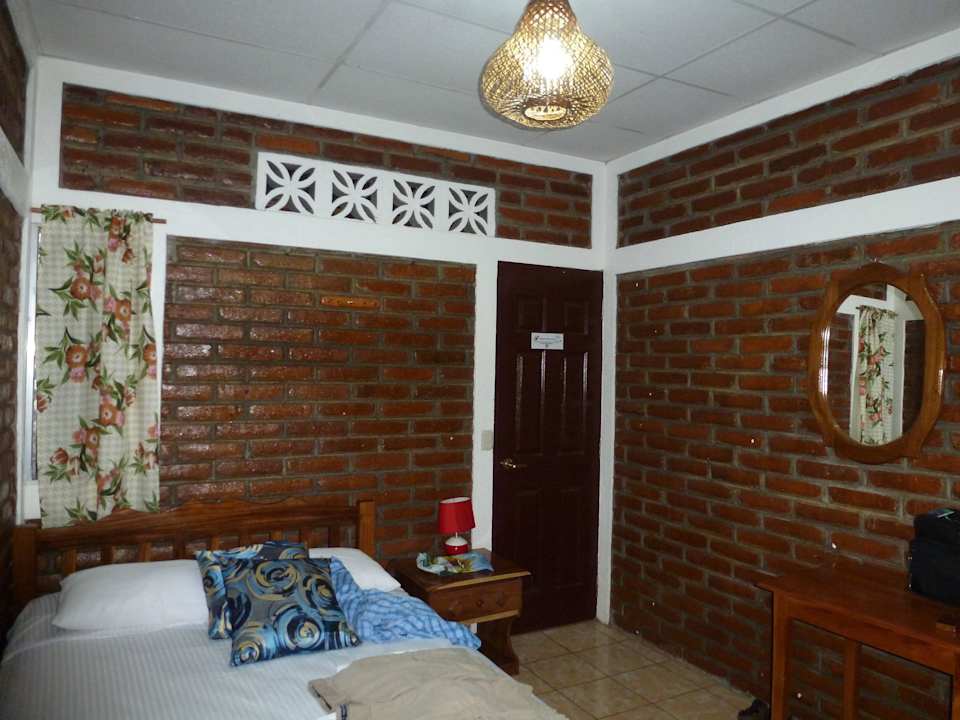 Schlafzimmer                                       Albergue Ecológico El Porvenir