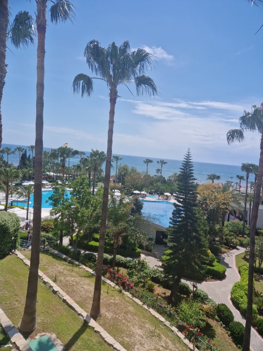 Gartenanlage Iz Flower Side Beach Hotel
