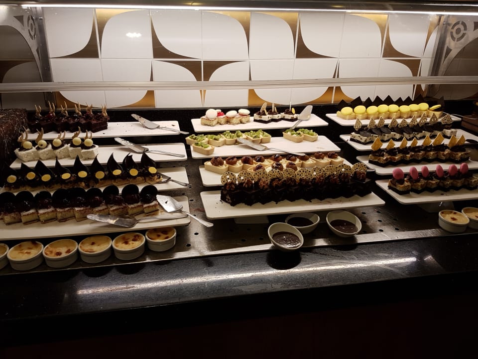 Gastro Xanadu Resort Hotel