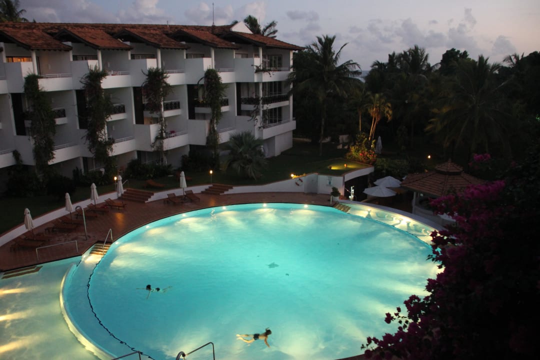 Pool Hotel Lanka Princess Ayurveda