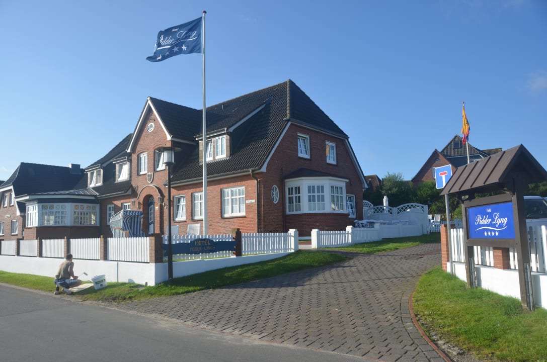 "Frontansicht" Hotel Pidder Lyng (Norddorf auf Amrum ...