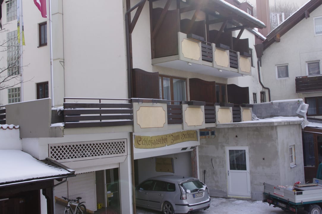 Haupthaus mit Innenhof Altstadthotel Zum Hechten