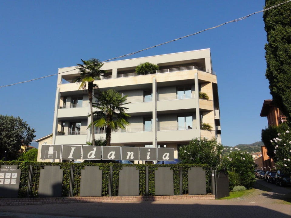 Hotel  Hotel Idania
