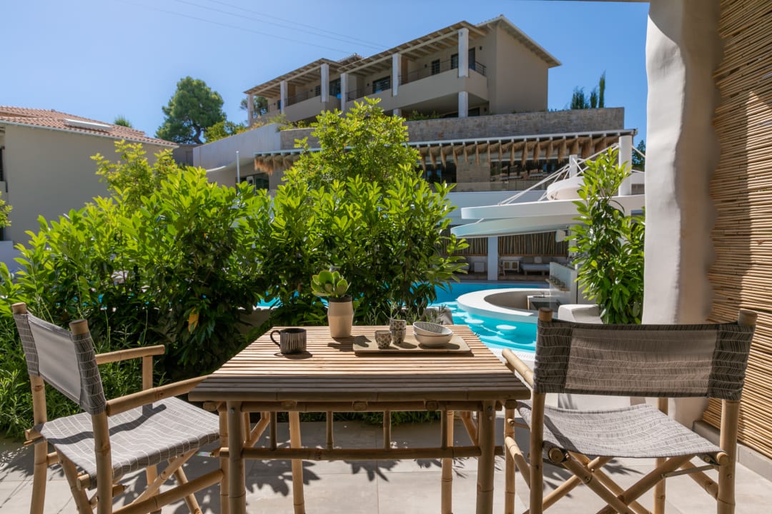 Zimmer Crystal Waters