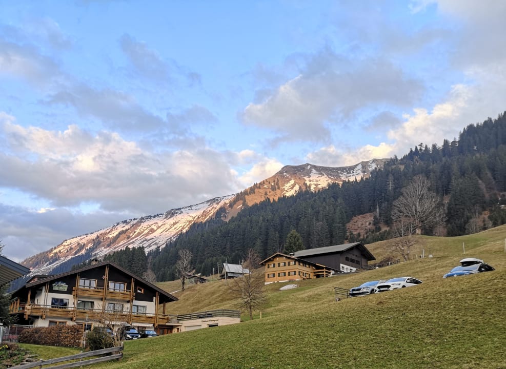Außenansicht Gästehaus Wiesengrund - daHEIM auf der Riezler Höh'!