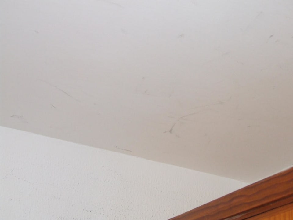 Flecken an den Decken HL Miraflor Suites Hotel