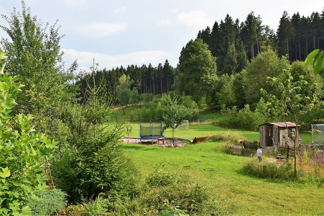 "Gartenanlage" S'Fleckli Bioland Ferienbauernhof (Elzach ...