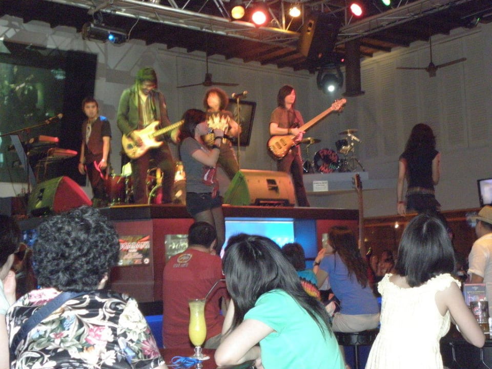 Live Band Hard Rock Hotel Bali