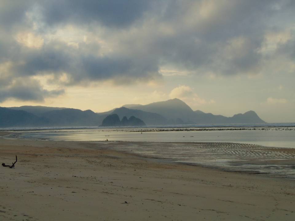 Strand Amber Lombok Beach Resort