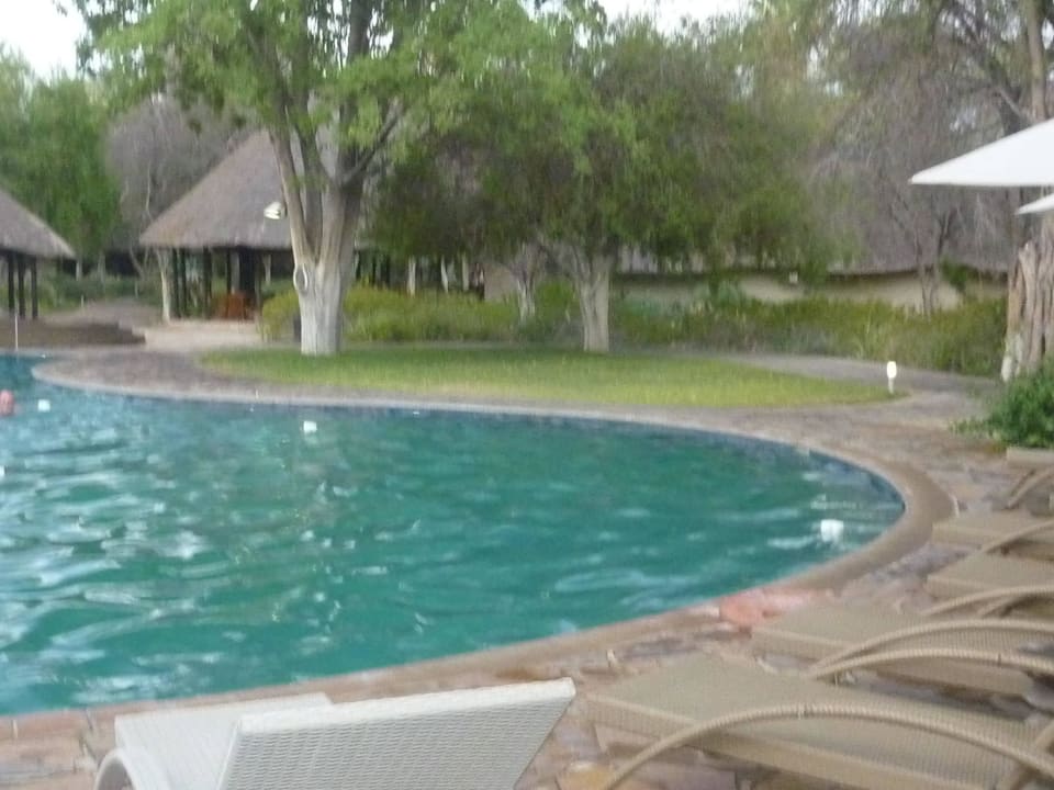 Sauber und erfrischend Mokuti Etosha Lodge