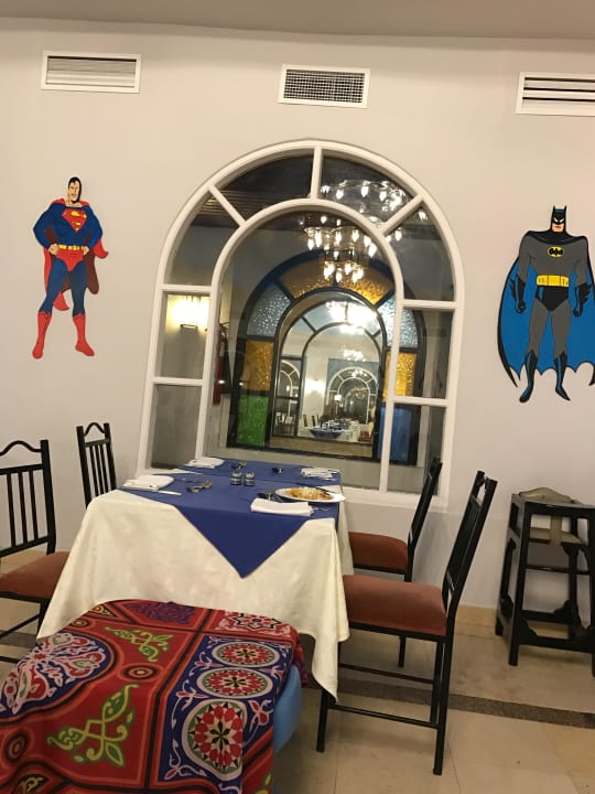 Speisesaal für die kleinen mit Eltern Desert Rose