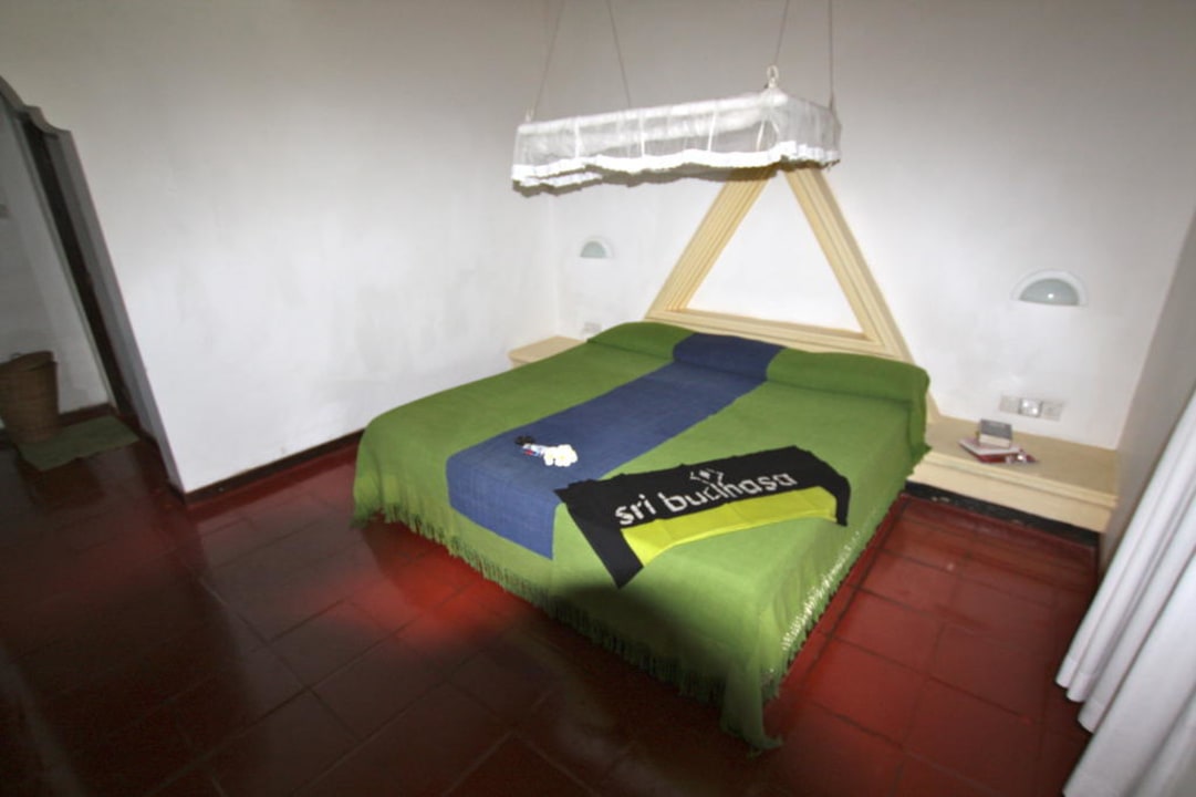 Bett im Wohn-/Schlafzimmer Barberyn Sands Ayurveda Resort