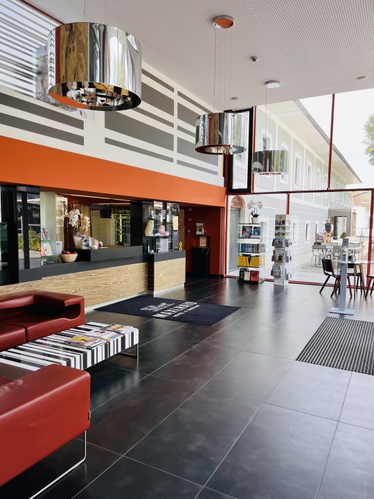 Lobby Hotel Maxlhaid