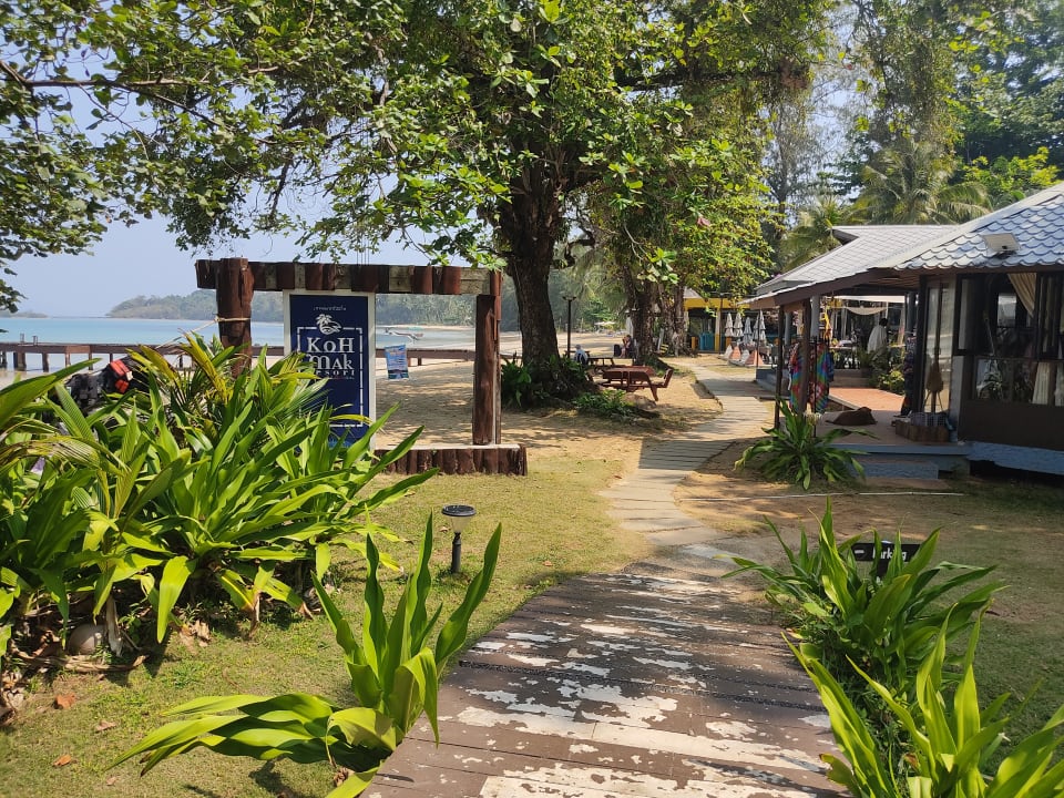 Gartenanlage Hotel Koh Mak Resort