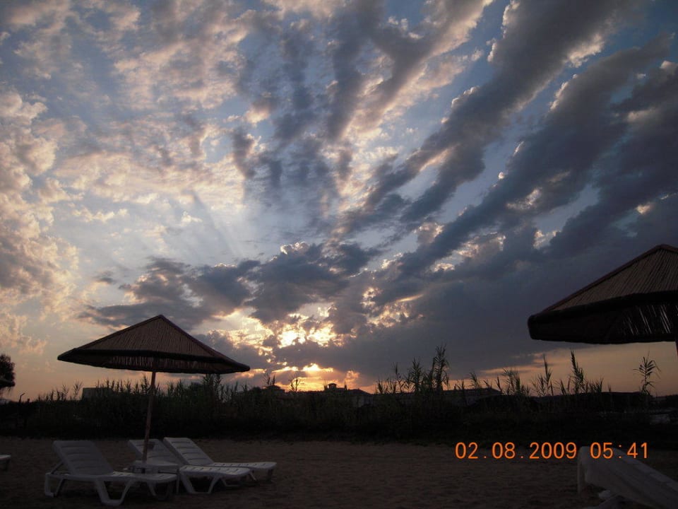 Sonnenaufgang 2  Hotel Defne Garden