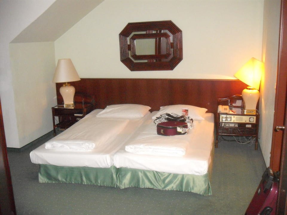 Schlafbereich Suite Eventhotel Pyramide