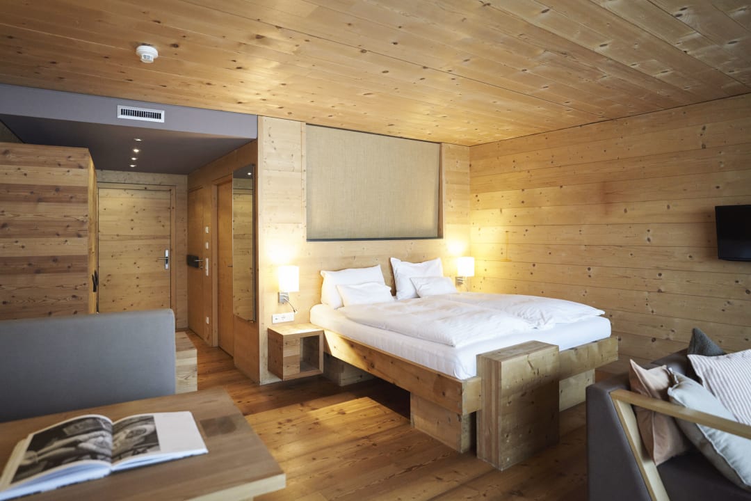 Zimmer Holzhotel Forsthofalm