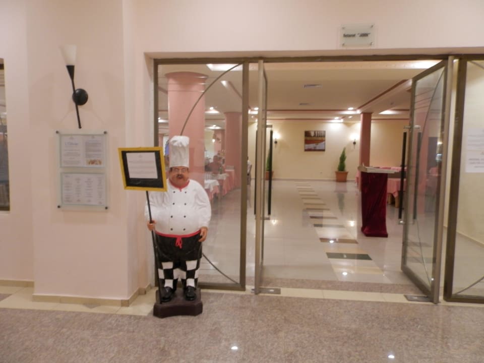 Eingang Restaurant Lella Meriam Hotel & Club