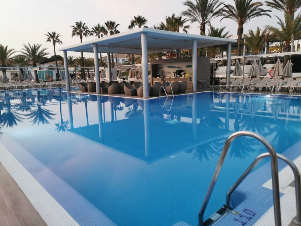 Pool Hotel Riu Chiclana