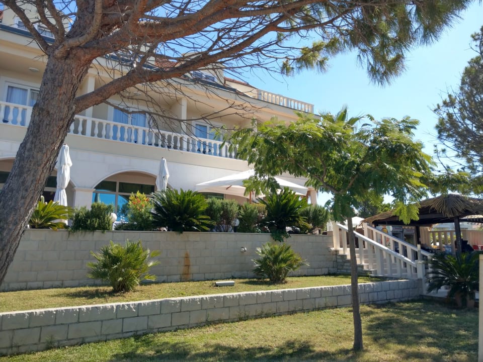 Außenansicht Hotel Villa Kastel