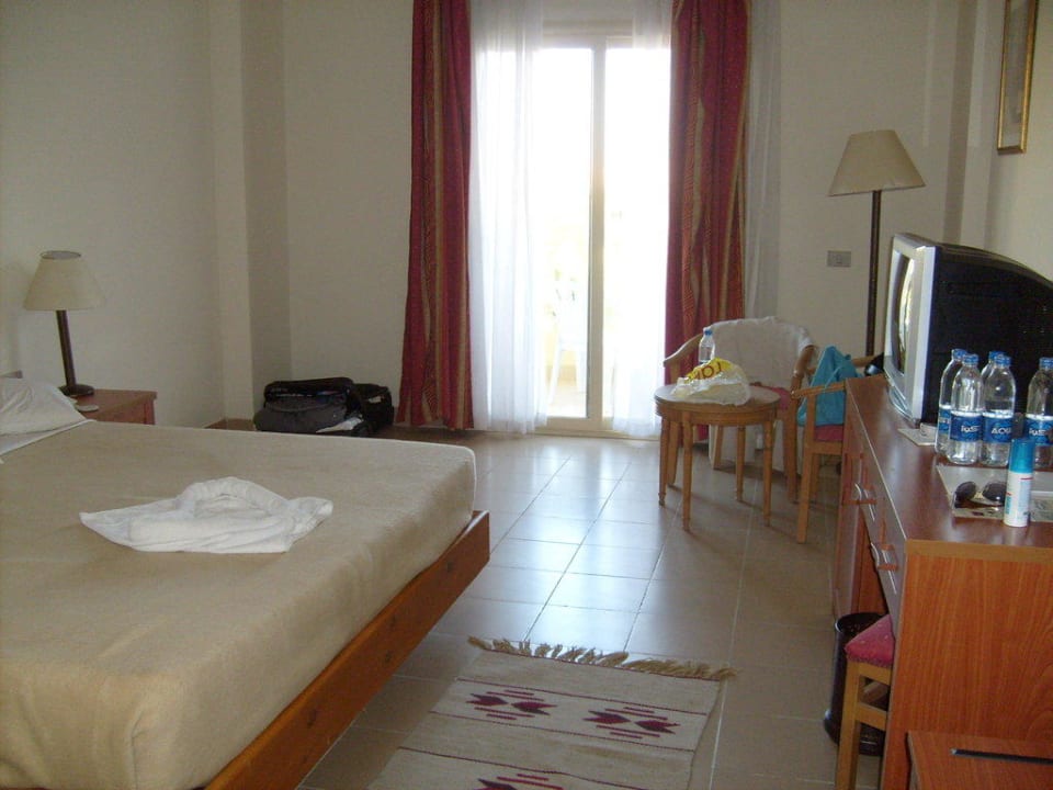 Origami z ręczników, tym razem serce Riviera Aqua Park Resort