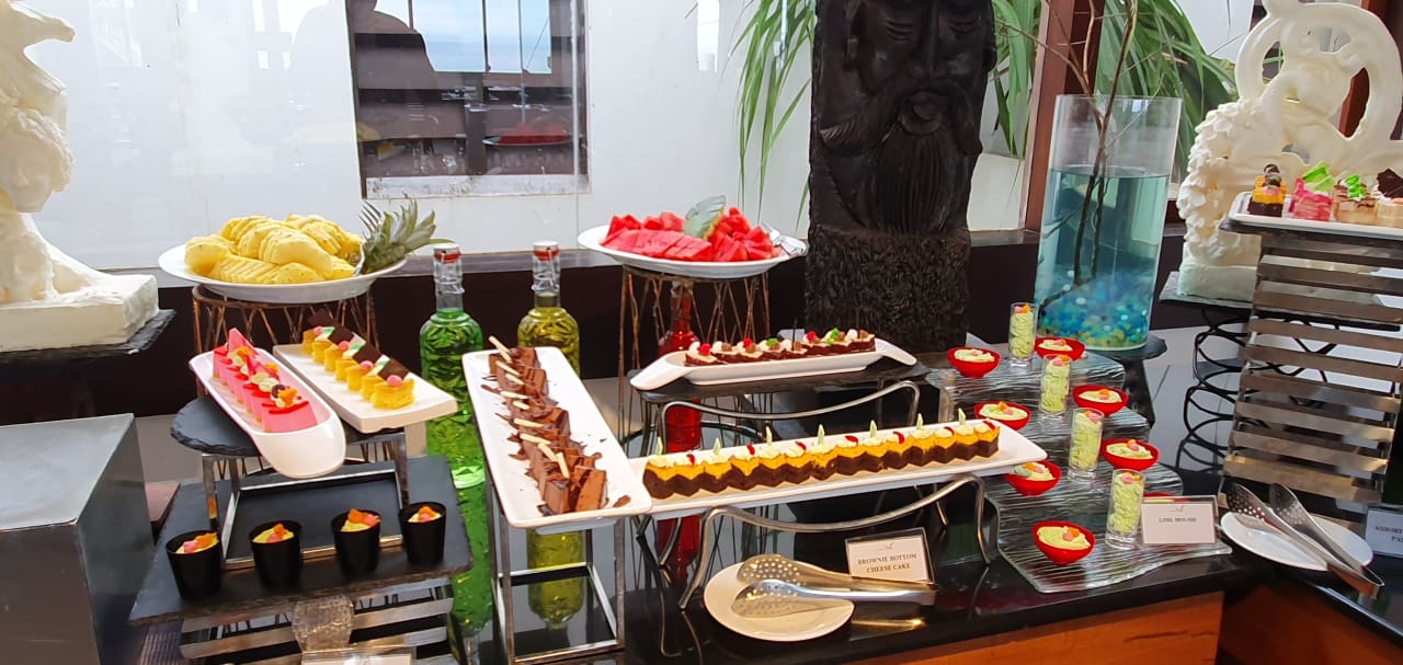 Gastro Pandanus Beach Resort & Spa