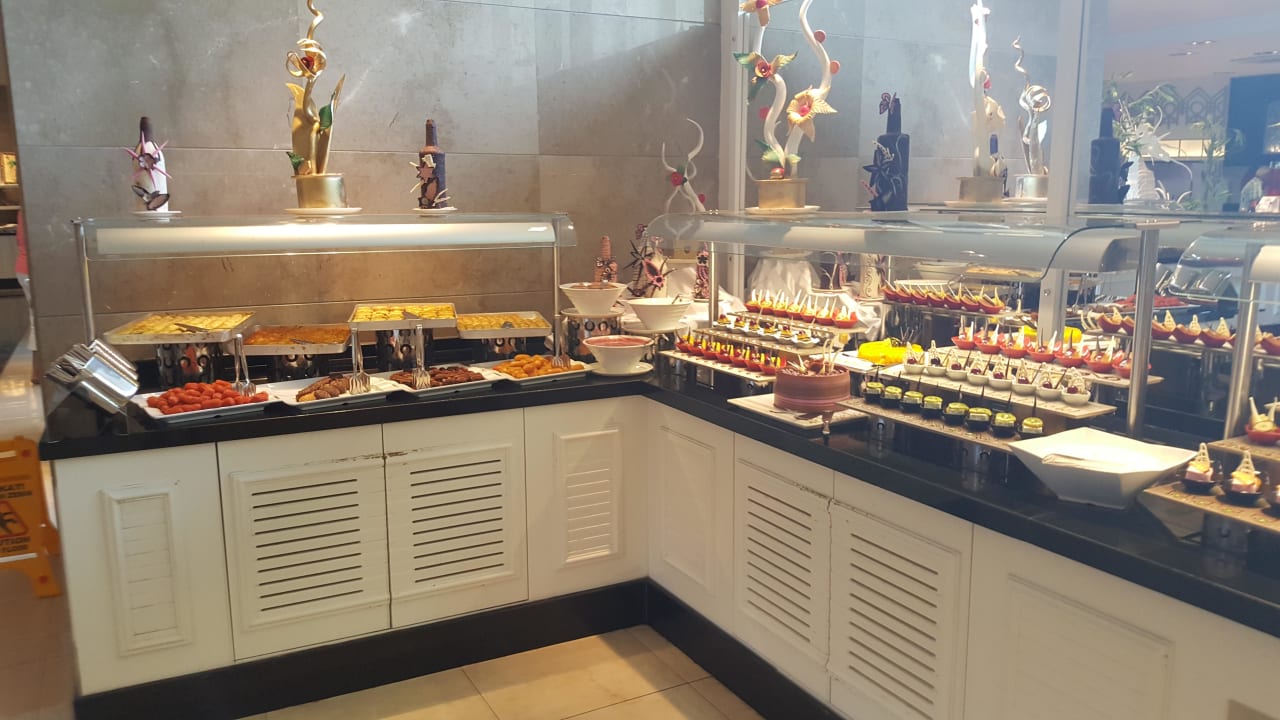 Lecker Well Palace Side