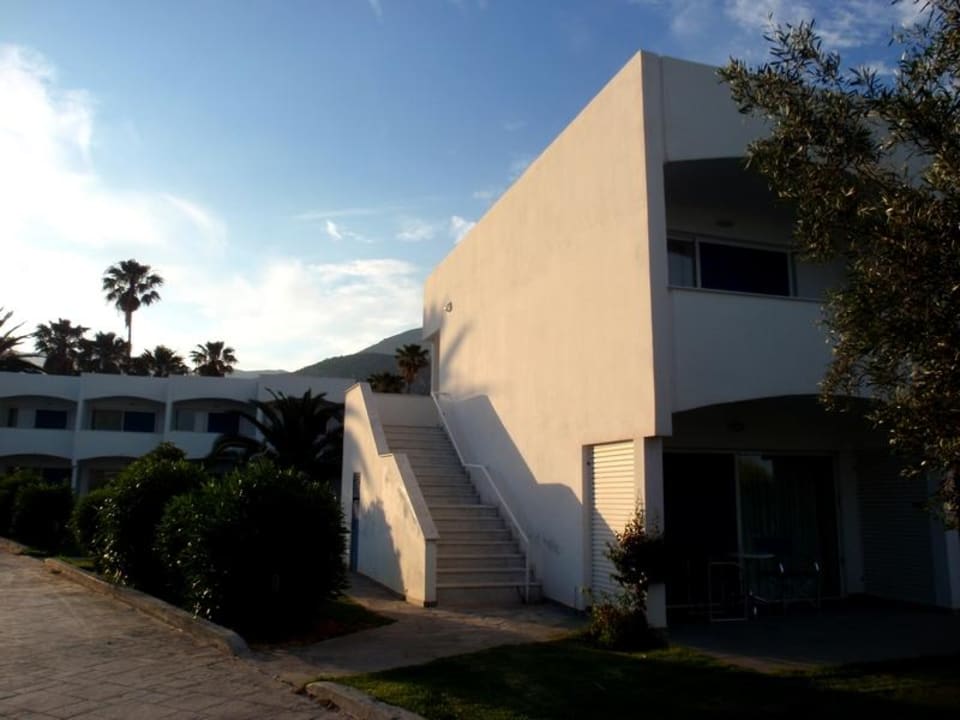 Bungalow Hotel Kinetta Beach