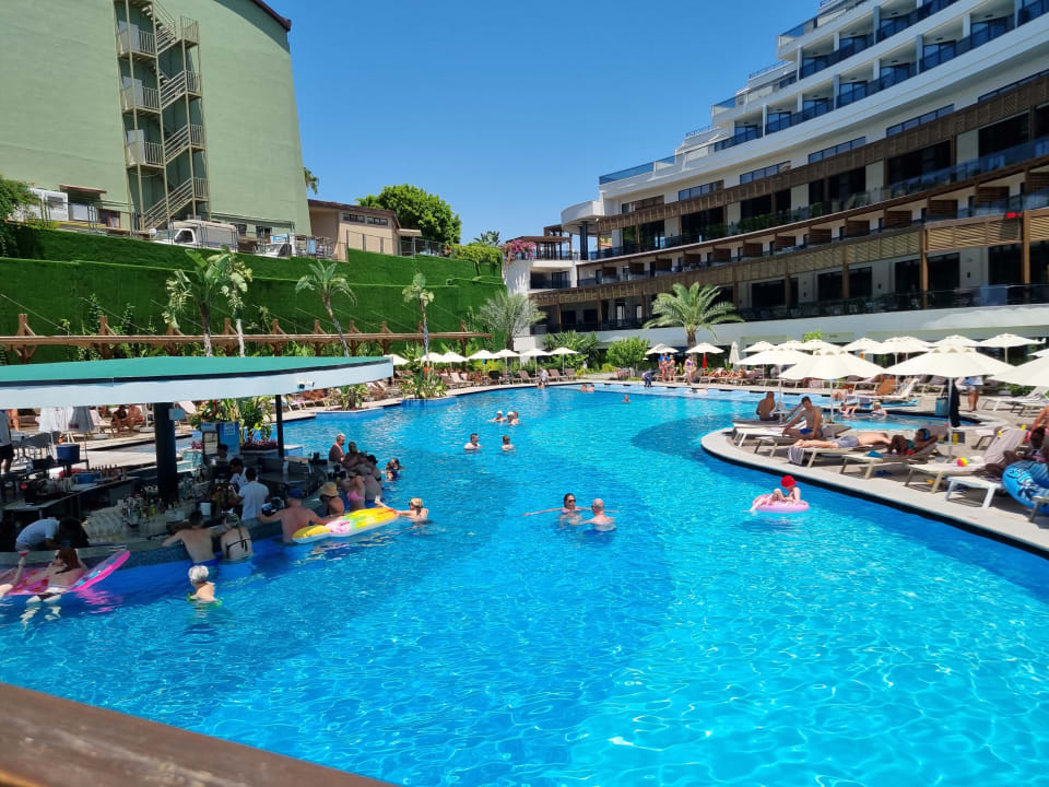 Pool Seaden Quality Resort & Spa