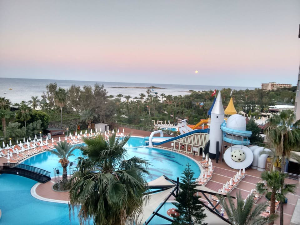 Super schöner Ausblick vom Balkon.. Arycanda Kirman Premium