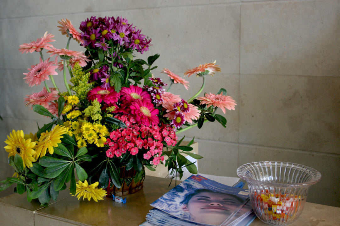 Blumen an der Rezeption Barut Hemera