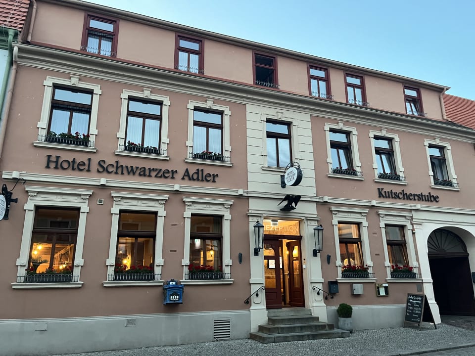 Außenansicht Hotel Schwarzer Adler Tangermünde