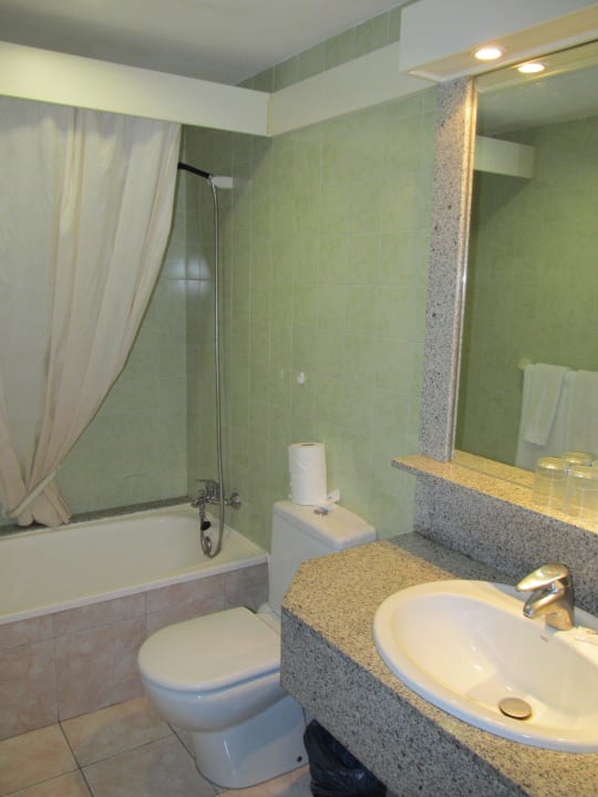 Bad Hotel LIVVO Anamar Suites