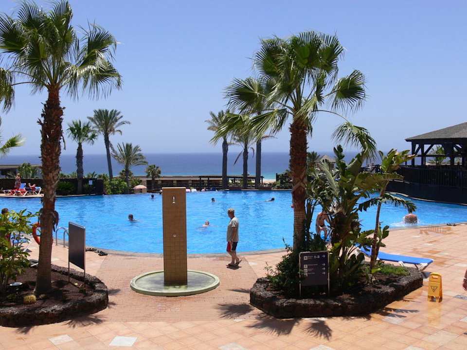 Hauptpool mit Poolbar Occidental Jandía Playa