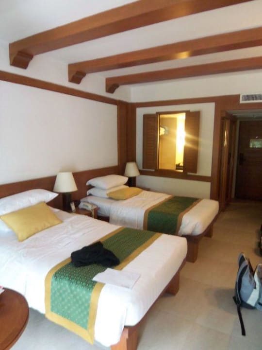 Superior Room Woodlands Hotel & Resort