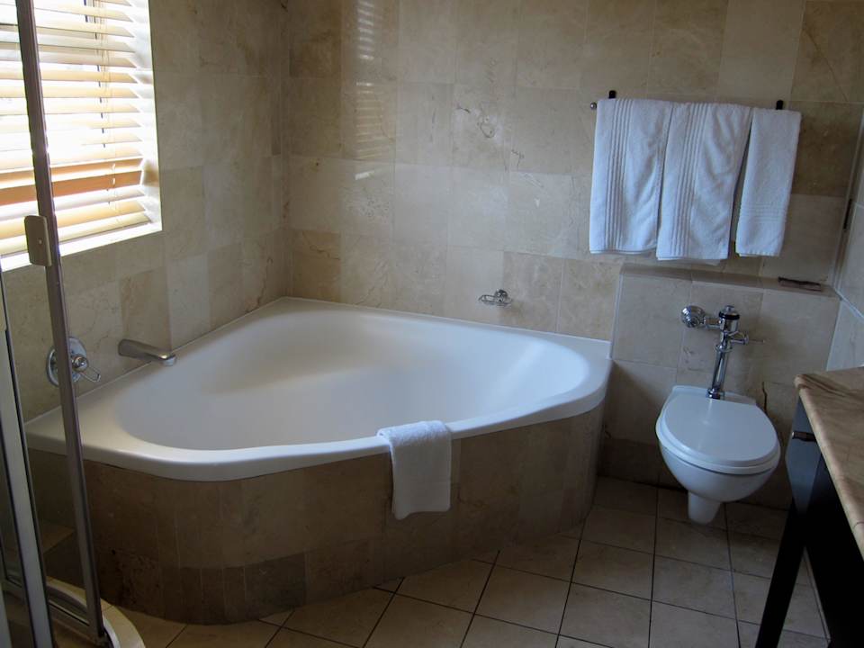 Bad Hotel Protea Cape Castle