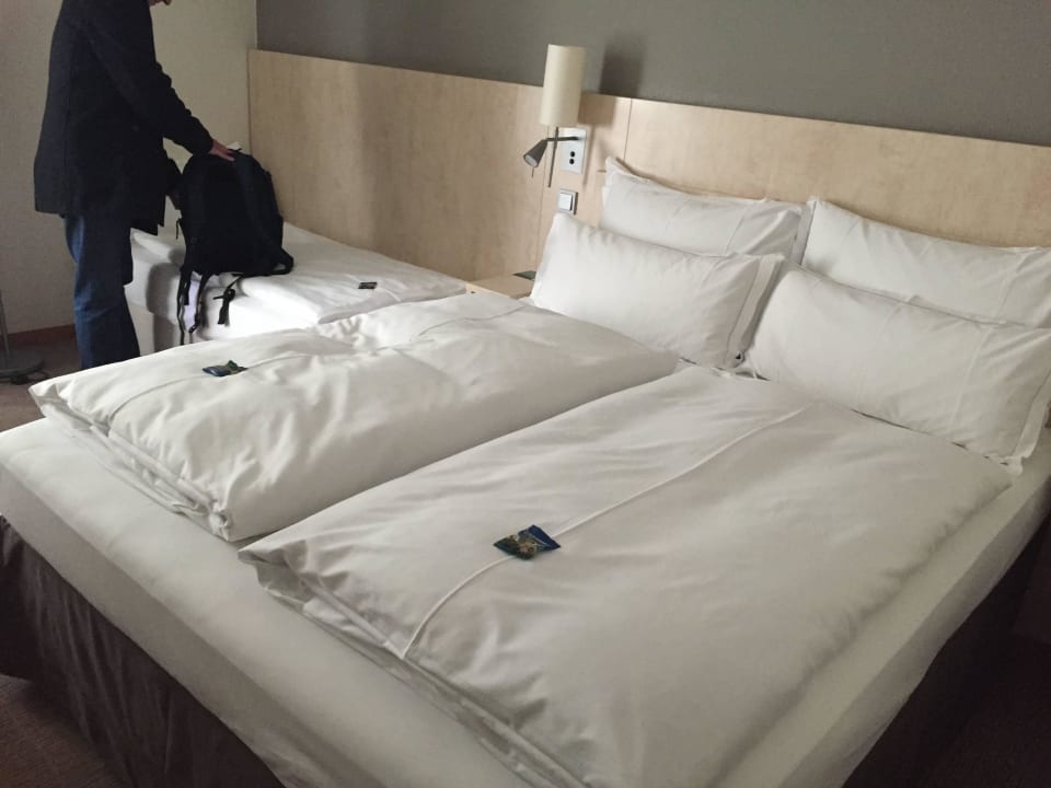 Bett  Select Hotel Hamburg Nord
