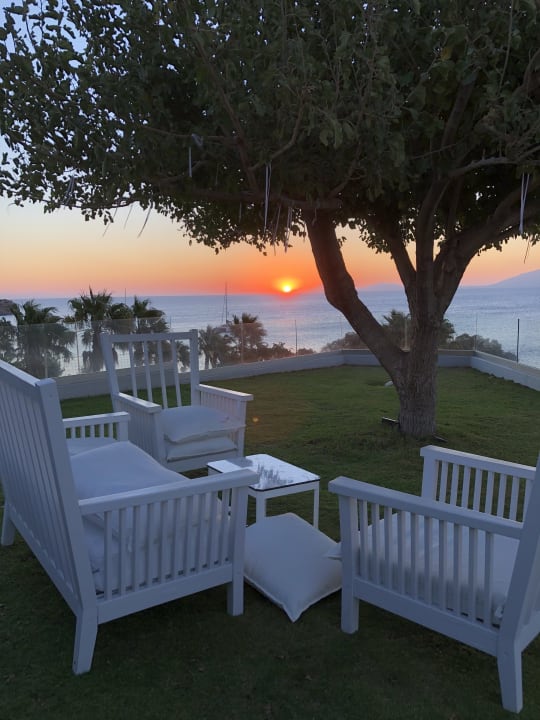 Außenansicht Dimitra Beach Hotel & Suites