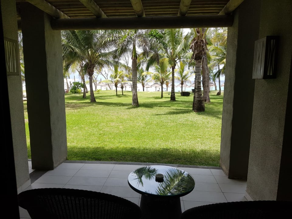 Zimmer Crystals Beach Resort Belle Mare, a member of Radisson Individuals