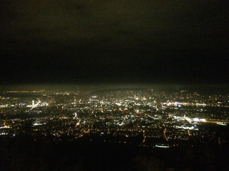 Zürich by Night Hotel UTO KULM car-free hideaway in Zurich