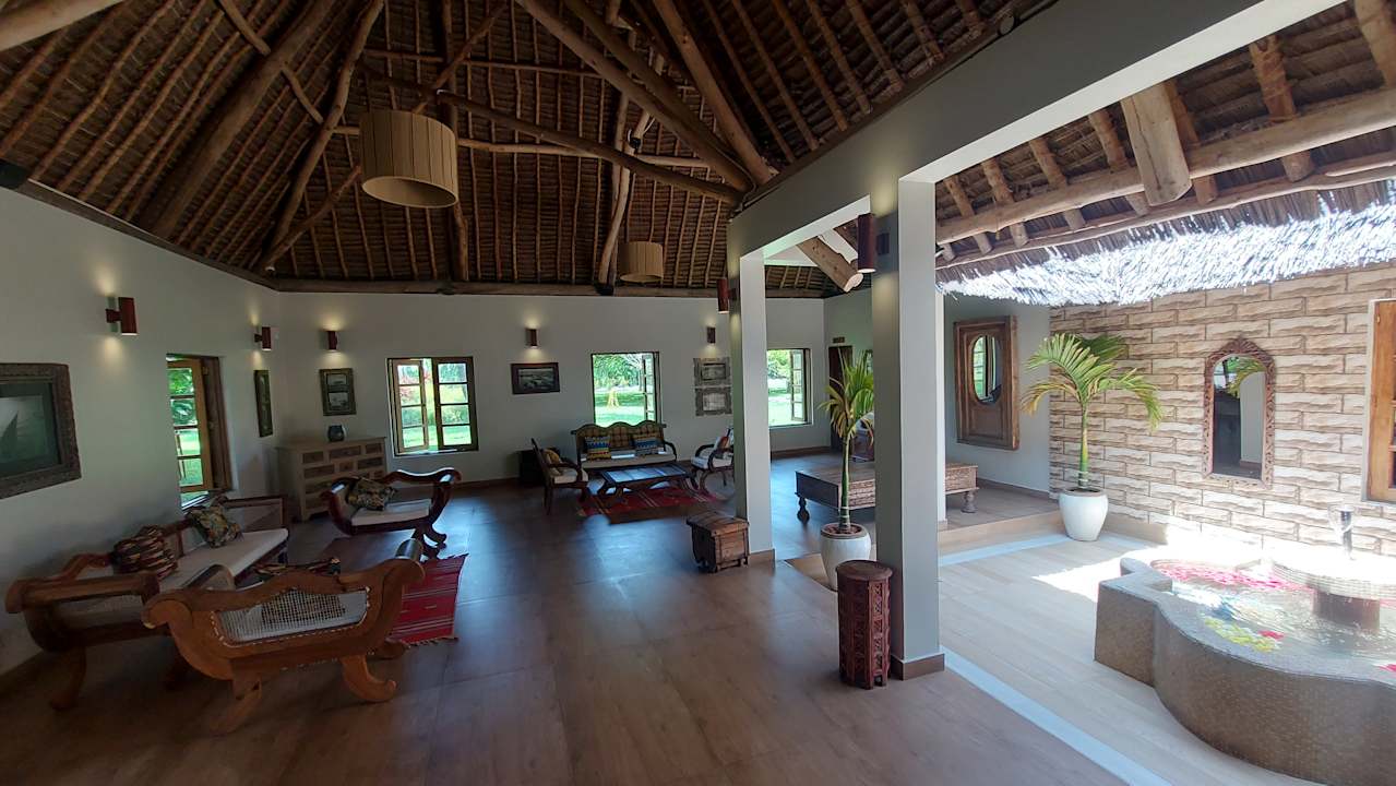 Lobby Neptune Pwani Beach Resort & Spa