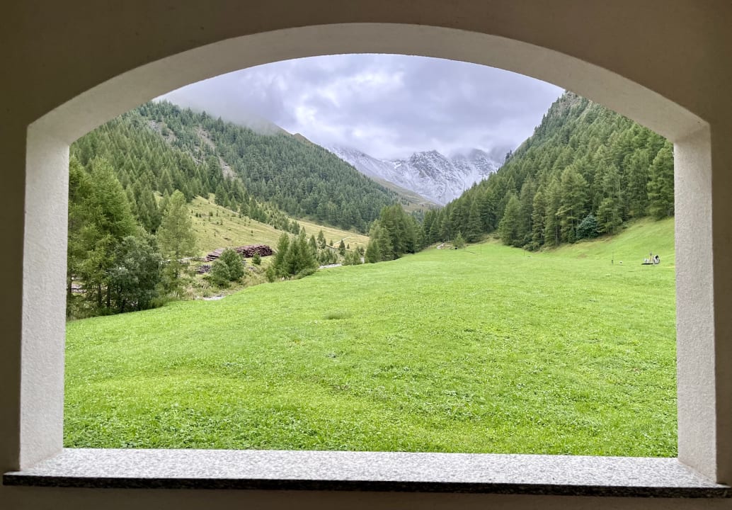 Ausblick Hotel Garni Chasa Castello relax & spa