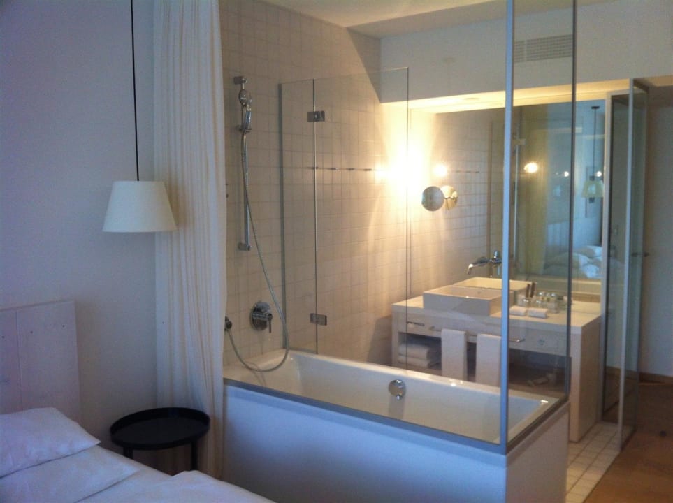Freistehendes Badezimmer LOISIUM Wine & Spa Hotel Südsteiermark