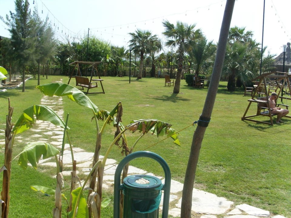 Ogród  Belek Beach Resort Hotel